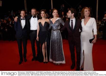69. Festival de Cannes: It s Only the End of the World - Juste la Fin du Monde Filmpremiere 207871 De Rosa-Garcia Starface 2016-05-20 Cannes France 69ème Festival International du Film de Cannes. Redescente du film Juste la fin du monde . 69th International Cannes Film festival. Juste la fin du monde cast leaving the screening Baye, Nathalie; Cassel, Vincent; Cotillard, Marion; Ulliel, Gaspard; Seydoux, Léa; Dolan, Xavier  Copyright: xDexRosa-Garciax xStarfacex STAR_207871_013