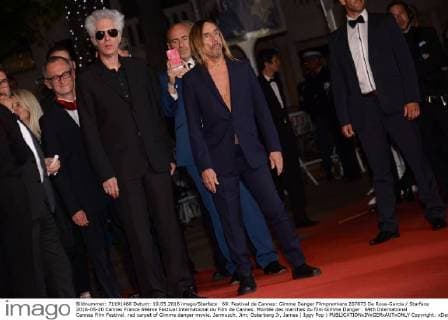 69. Festival de Cannes: Gimme Danger Filmpremiere 207873 De Rosa-Garcia Starface 2016-05-20 Cannes France 69ème Festival International du Film de Cannes. Montée des marches du film Gimme Danger . 69th International Cannes Film Festival. red carpet of Gimme danger movie. Jarmusch, Jim; Osterberg Jr, James ( Iggy Pop )  Copyright: xDexRosa-Garciax xStarfacex STAR_207873_004