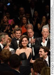 69. Festival de Cannes: It s Only the End of the World - Juste la Fin du Monde Filmpremiere 207872 Serge Arnal Starface 2016-05-19 Cannes France 69ème Festival International du Film de Cannes. Atmosphere fin de film Juste la fin du monde . 69th International Cannes Film Festival. Atmosphere at the end of Juste la fin du monde screening EXCLUSIVE Nous contacter avant toute utilisation web Canet, Guillaume; Cassel, Vincent; Cotillard, Marion; Seydoux, Léa; Dolan, Xavier  Copyright: xSergexArnalx xStarfacex STAR_207872_003
