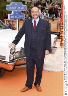 Joel Silver bei der Premiere des Kinofilms The Nice Guys im Odeon Leicester Square. London, 19.05.2016 Joel Silver  Foto:xS.xVasx xFuturexImage
