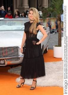 The Nice Guys UK Premiere London, UK. Lauren Hutton at The Nice Guys UK Premiere at the Odeon Leicester Square, London on May 19th 2016. LMK73 -60314-200516 