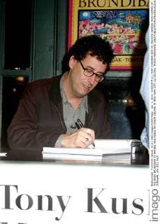 Jan. 1, 2011 - K34228TM.(L) TONY KUSHNER AND (R) MAURICE SENDAK SIGN COPIES OF THE BOOK BRUNDIBAR AT BARNES AND NOBLE ON UNION SQUARE IN NEW YORK CITY.11 19 2003. TRICIA MEADOWS 2003 - ZUMAg49_