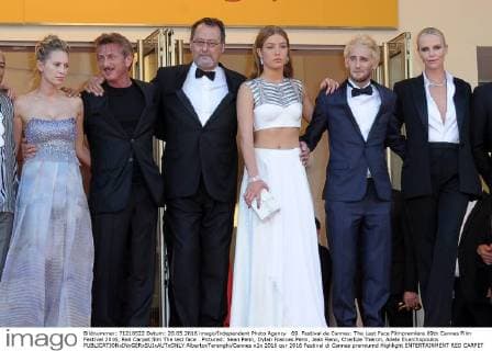 69. Festival de Cannes: The Last Face Filmpremiere 69th Cannes Film Festival 2016, Red Carpet film The last face . Pictured: Sean Penn, Dylan Frances Penn, Jean Reno, Charlize Theron, Adele Exarchopoulos  AlbertoxTerenghi Cannes