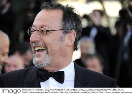 69. Festival de Cannes: The Last Face Filmpremiere Jean Reno CINEMA : 69. Film Festival in Cannes - red carpet - The Last Face - 20 05 2016 LoicThebaud Panoramic 