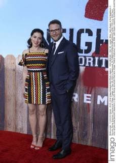 LOS ANGELES - MAY 20: Lauren Miller, Seth Rogen at the Neighbors 2: Sorority Rising American Premiere at Village Theater on May 20, 2016 in Westwood, CA  HPA