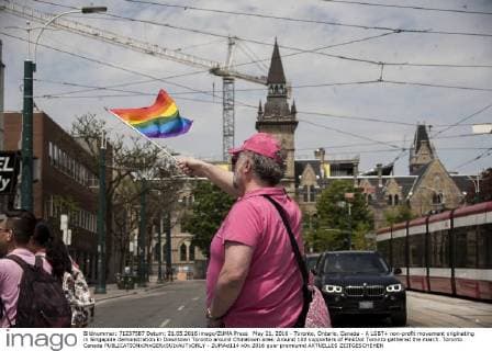 May 21, 2016 - Toronto, Ontario, Canada - A LGBT+ non-profit movement originating in Singapore demonstration in Downtown Toronto around Chinatown area. Around 100 supporters of PinkDot Toronto gathered the march. Toronto Canada - ZUMAd114