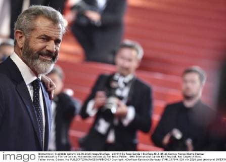 207944 De Rosa-Garcia Starface 2016-05-21 Cannes France 69eme Festival International du Film de Cannes. Montee des marches du film Blood Father . 69th International Cannes Film Festival. Red Carpet of Blood Father movie. Gibson, Mel  Copyright: xDexRosa-Garciax xStarfacex STAR_207944_026
