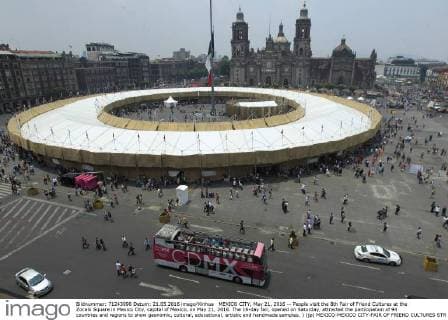 MEXICO CITY, May 21, 2016 -- People visit the 8th Fair of Friend Cultures at the Zocalo Square in Mexico City, capital of Mexico, on May 21, 2016. The 16-day fair, opened on Saturday, attracted the participation of 94 countries and regions to show gaonomic, cultural, educational, artistic and handmade samples. ) (jp) MEXICO-MEXICO CITY-FAIR OF FRIEND CULTURES STR 