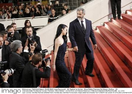 69. Festival de Cannes - Blood Father Premiere Mel Gibson, Ehefrau - 69. Internationales Filmfestival Cannes, Premiere - Blood Father - 21 05 2016 LoicThebaud Panoramic 