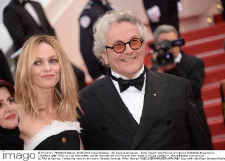 69. Festival de Cannes - Roter Teppich Abschlussveranstaltung 207963 De Rosa-Garcia Starface 2016-05-22 Cannes France 69th Cannes International Film Festival. Red carpet of Closing ceremony. 69eme Festival International du Film de Cannes. Montee des marches de cloture. Paradis, Vanessa; Miller, George  Copyright: xDexRosa-Garciax xStarfacex STAR_207963_088