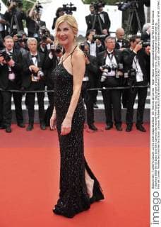 69. Festival de Cannes - Roter Teppich Abschlussveranstaltung 207963 De Rosa-Garcia Starface 0000-00-00 Etats-Unis 69th Cannes International Film Festival. Red carpet of Closing ceremony. 69eme Festival International du Film de Cannes. Montee des marches de cloture. Laroque, Michele  Copyright: xDexRosa-Garciax xStarfacex STAR_207963_094