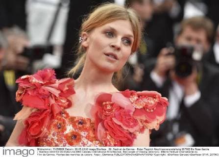 69. Festival de Cannes - Roter Teppich Abschlussveranstaltung 207963 De Rosa-Garcia Starface 0000-00-00 Etats-Unis 69th Cannes International Film Festival. Red carpet of Closing ceremony. 69eme Festival International du Film de Cannes. Montee des marches de cloture. Poesy, Clemence  Copyright: xDexRosa-Garciax xStarfacex STAR_207963_152