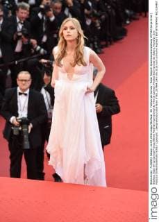 69. Festival de Cannes - Roter Teppich Abschlussveranstaltung 207964 Serge Arnal Starface 2016-05-22 Cannes France 69eme Festival International du Film de Cannes. Montee des marches de cloture. Moriarty, Erin  Copyright: xSergexArnalx xStarfacex STAR_207964_040