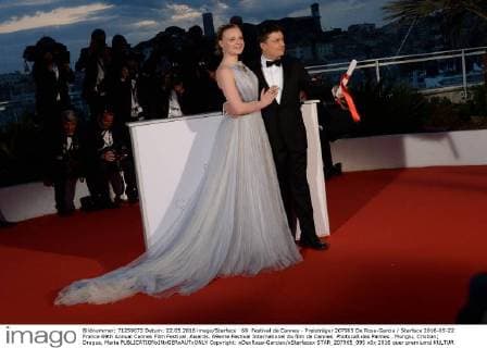 69. Festival de Cannes - Preisträger 207965 De Rosa-Garcia Starface 2016-05-22 France 69th Annual Cannes Film Festival. Awards. 69eme Festival International du film de Cannes. Photocall des Palmes . Mungiu, Cristian; Dragus, Maria  Copyright: xDexRosa-Garciax xStarfacex STAR_207965_095