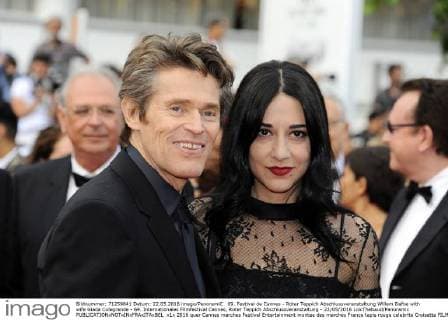69. Festival de Cannes - Roter Teppich Abschlussveranstaltung Willem Dafoe with wife Giada Colagrande - 69. Internationales Filmfestival Cannes, Roter Teppich Abschlussveranstaltung - 22 05 2016 LoicThebaud Panoramic 