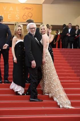 69. Festival de Cannes - Roter Teppich Abschlussveranstaltung Vanessa Paradis, Donald Sutherland, Kirsten Dunst - 69. Internationales Filmfestival Cannes, Roter Teppich Abschlussveranstaltung - 22 05 2016 LoicThebaud Panoramic 