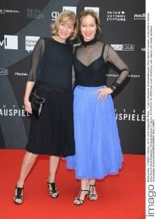 5 Jahre Deutscher Schauspielerpreis 2016 Gesine Crukowski, Anne-Kathrin Kramer Ankunft zu 5 jahre Deutscher Schauspielerpreis in Berlin, 20.05.2016