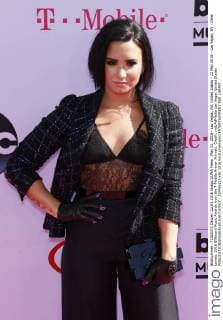 May 22, 2016 - Las Vegas, NV, United States - 22 May 2016 - Las Vegas, NV - Demi Lovato. 2016 Billboard Music Awards from the T-Mobile Arena- Arrivals. Credit: mjt AdMedia Las Vegas United States - ZUMAa123