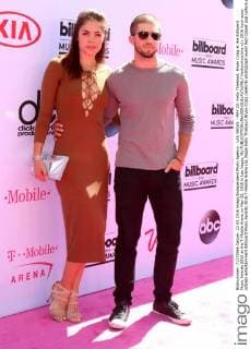 LAS VEGAS - MAY 22: Kelly Thiebaud, Bryan Craig at the Billboard Music Awards 2016 at the T-Mobile Arena on May 22, 2016 in Las Vegas, NV  KathyxHutchins
