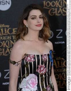 Cast member Anne Hathaway attends the premiere of the motion picture fantasy Alice Through the Looking Glass at the El Capitan Theatre in the Hollywood section of Los Angeles on May 23, 2016. Storyline: Nineteen-year-old Alice returns to the magical world from her childhood adventure, where she reunites with her old friends and learns of her true destiny: to end the Red Queen s reign of terror.  LAP2016052322 JIMxRUYMEN