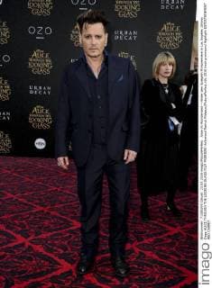Alice im Wunderland – Hinter den Spiegeln Filmpremiere in Los Angeles Johnny Depp ALICE THROUGH THE LOOKING GLASS FILM PREMIERE Hollywood Patrick Rideaux PicturePerfect