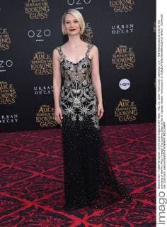 May 23, 2016 - Hollywood, California, U.S. - Mia Wasikowska arrives for the premiere of the film Alice Through The Looking Glass at the El Capitan theater. Hollywood U.S. - ZUMAo05_