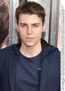 Nolan Gerard Funk bei der Me Before You Kino Premiere am 23.05.2016 in New York Me Before You Kinopremiere in New York, 2016 