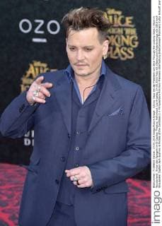 Johnny Depp bei der Premiere von Alice Through the Looking Glass Alice im Wunderland: Hinter den Spiegeln im El Capitan Theatre, Hollywood. Los Angeles, 24.05.2016 Foto:xD.xStarbuckx xFuturexImage