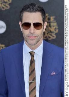 Sacha Baron Cohen bei der Premiere von Alice Through the Looking Glass Alice im Wunderland: Hinter den Spiegeln im El Capitan Theatre, Hollywood. Los Angeles, 24.05.2016 Foto:xD.xStarbuckx xFuturexImage