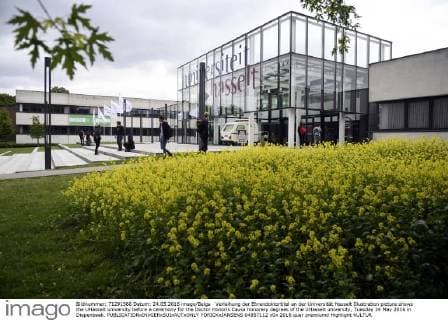 Verleihung der Ehrendoktortitel an der Universität Hasselt Illustration picture shows the UHasselt university before a ceremony for the Doctor Honoris Causa honorary degrees of the UHasselt university, Tuesday 24 May 2016 in Diepenbeek.  YORICKxJANSENS 04857112