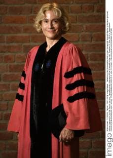 Verleihung der Ehrendoktortitel an der Universität Hasselt Martha Nussbaum pictured before a ceremony for the Doctor Honoris Causa honorary degrees of the UHasselt university, Tuesday 24 May 2016 in Diepenbeek.  YORICKxJANSENS 04857121