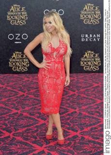 Carmen Electra bei der Premiere von Alice Through the Looking Glass Alice im Wunderland: Hinter den Spiegeln im El Capitan Theatre, Hollywood. Los Angeles, 24.05.2016 Foto:xD.xStarbuckx xFuturexImage