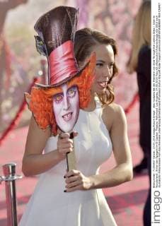 Alex Hudgens bei der Premiere von Alice Through the Looking Glass Alice im Wunderland: Hinter den Spiegeln im El Capitan Theatre, Hollywood. Los Angeles, 24.05.2016 Foto:xD.xStarbuckx xFuturexImage