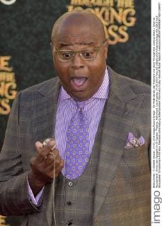 Chi McBride bei der Premiere von Alice Through the Looking Glass Alice im Wunderland: Hinter den Spiegeln im El Capitan Theatre, Hollywood. Los Angeles, 24.05.2016 Foto:xD.xStarbuckx xFuturexImage