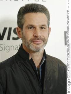 Simon Kinberg arrives on the red carpet at a New York screening of X-Men Apocalypse on May 24, 2016 in New York City.  NYP20160524114 JOHNxANGELILLO