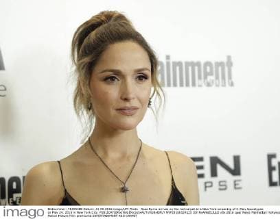 Rose Byrne arrives on the red carpet at a New York screening of X-Men Apocalypse on May 24, 2016 in New York City.  NYP20160524123 JOHNxANGELILLO