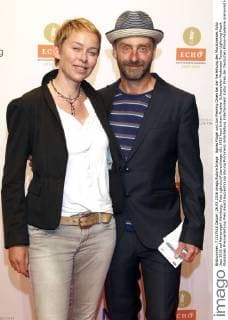 Agnes Flügel und Jon Fleming Olsen bei der Verleihung des Musikpreises Echo Jazz 2016 auf Kampnagel. Hamburg, Foto:xgbrcix xFuturexImage