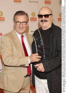 Jan Hofer und Wolfgang Dauner bei der Verleihung des Musikpreises Echo Jazz 2016 auf Kampnagel. Hamburg, 26.05.2016 Foto:xgbrcix xFuturexImage