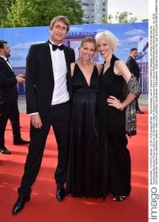 Nina Eichinger und ihr Freund Friedrich Meinikat und Katja Eichinger bei der Verleihung Deutscher Filmpreis 2016 am 27.05.2016 in Berlin Deutscher Filmpreis 2016 in Berlin 