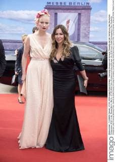 Franziska Knuppe und Simone Thomalla bei der Verleihung des Deutschen Filmpreises 2016 in der Messe Berlin. Berlin, 27.05.2016 Foto:xFredericx xFuturexImage