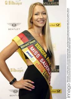 Janine Meurer bei der Nürburgring Award Night 2016 im ringwerk. Nürburg, 27.05.2016 Foto:xC.xHardtx xFuturexImage