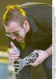 Rocklahoma Musikfestival in Oklahoma May 29, 2016 - Pryor, Oklahoma, U.S - Vocalist and guitarist ADAM GONTIER performs during Rocklahoma at the Catch The Fever Festival Grounds May 29, 2016 in Pryor, Oklahoma. Pryor U.S. - ZUMAp116