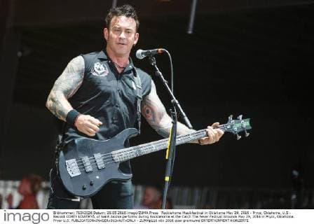 Rocklahoma Musikfestival in Oklahoma May 29, 2016 - Pryor, Oklahoma, U.S - Bassist COREY LOWERYÃ‚ of Saint Asonia performs during Rocklahoma at the Catch The Fever Festival Grounds May 29, 2016 in Pryor, Oklahoma. Pryor U.S. - ZUMAp116