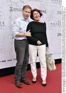 Ulrich Meyer mit Gattin Georgia Tornow bei der Premiere des Kinofilms Vor der Morgenröte im Delphi Filmpalast. Berlin, 30.05.2016 Foto:xJ.xQuinternx xFuturexImage