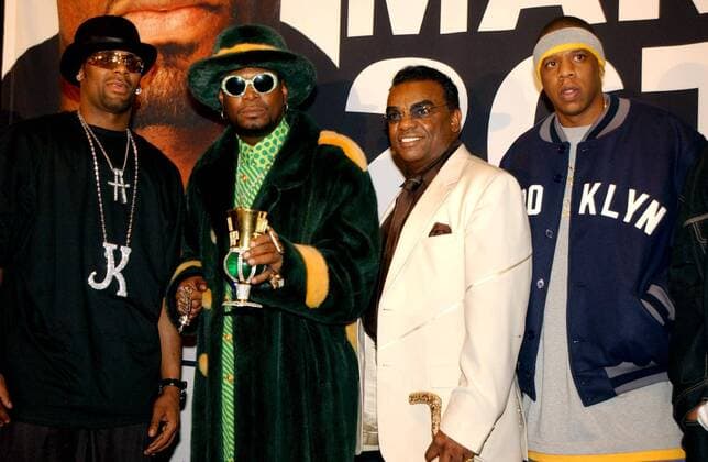 Jan. 1, 2011 - K23911AR SD0123.R KELLY, ARCHBISHOP DON JUAN , RON ISLEY, AND JAY Z.PRESS CONFERENCE TO ANNOUNCE THE RELEASE OF THE ALBUM, : THE BEST OF BOTH WORLDS .(THIS IS A COLLABORATION BETWEEN RAPPER; JAY Z AND R & B SINGER; R KELLY).WALDORF ASTORIA,N.Y.C.. ANDREA RENAULT 2002 - ZUMAg49_