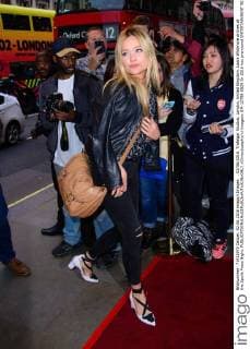 . 02 06 2016. Trafalgar Studios, London, United Kingdom. Laura Whitmore arrives at the Spoils Press Night.  xChrisxJosephx xi-Imagesx IIM-12788-0029