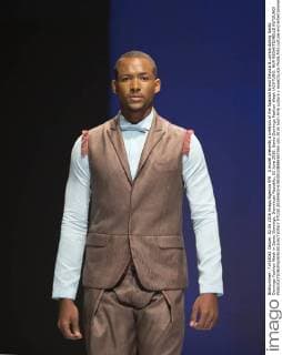 A model presents a creation of the Spanish brand Devota & Lomba during Santo Domingo Fashion Week in Santo Domingo, Dominican Republic, 02 June 2016. Santo Domingo Fashion Week !ACHTUNG: NUR REDAKTIONELLE NUTZUNG!  STO30 20160603-636005328586567365