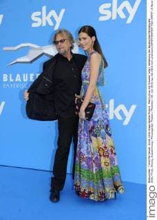 Martin Krug mit Freundin Julia Verleihung des Bayerischen Fernsehpreis 2016 Preis, Ehrung, Auszeichnung Prinzregenten Theater München 03. Juni 2016