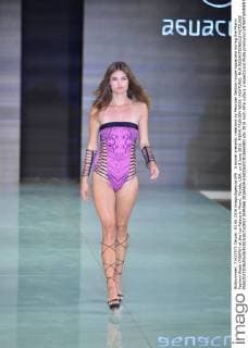 A model presents creations by Peruvian fashion house Aguaclara during the Miami Fashion Week (MIAFW) at the Ice Palace in Miami, Florida, USA, on 3 June 2016. MIAMI FASHION WEEK !ACHTUNG: NUR REDAKTIONELLE NUTZUNG!  SHMA66 20160604-636006031913666983