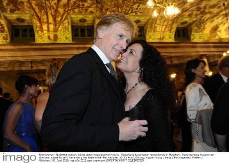 Verleihung Bayerischer Fernsehpreis in München - Party Barbara Wussow mit Ehemann Albert Fortell Verleihung des Bayerischen Fernsehpreis 2016 Preis, Ehrung, Auszeichnung Party Prinzregenten Theater München 03. Juni 2016
